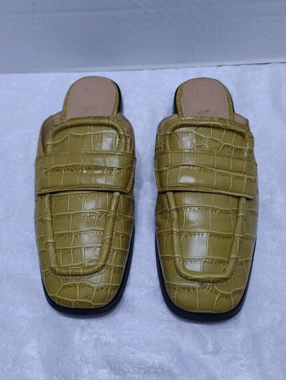 Marc Fisher LTD Flyta Croc-emvossed, Men # 8.5 US